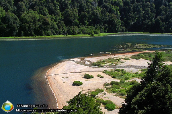 Foto Lago Curruhué Chico (Santiago Gaudio)