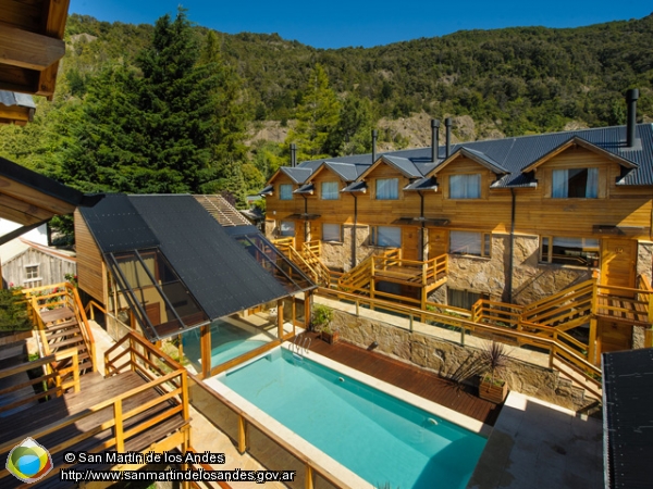 Foto Cálida piscina (San Martín de los Andes)