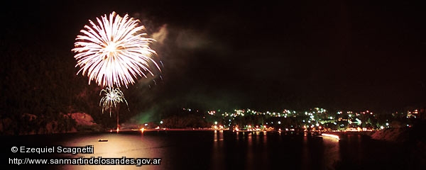 Foto Festejos de Año Nuevo (Ezequiel Scagnetti)